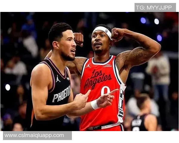 奥特表示布克信任队友提升士气关键在于主将的这一举动